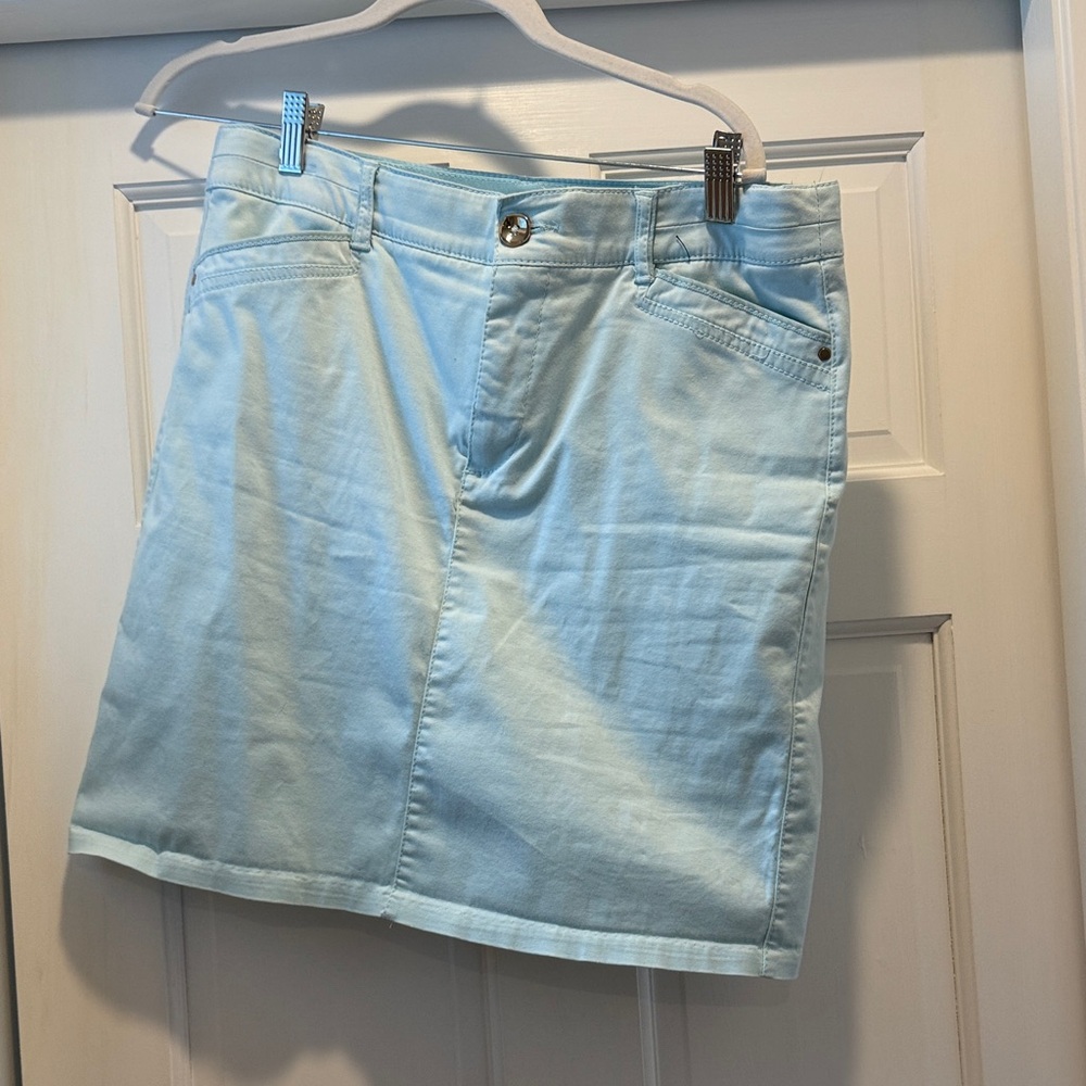 Charter Club Light Blue Skort size 8
